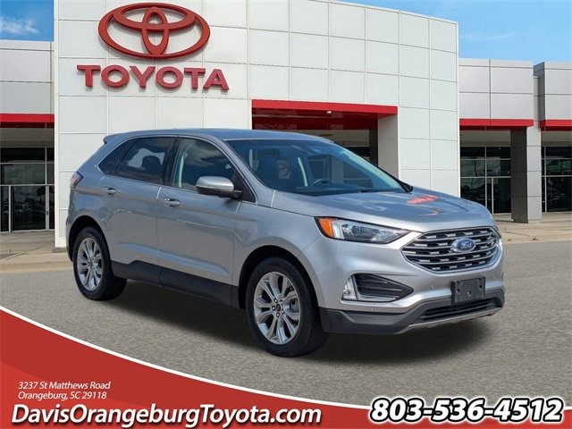 2024 Ford Edge Titanium's photo