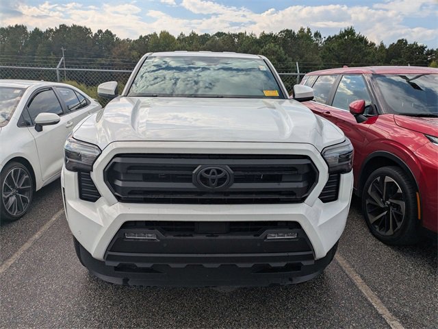 2024 Toyota Tacoma SR5 photo 3