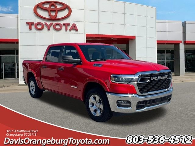 2025 RAM 1500 Big Horn/Lone Star 4x4 Crew Cab 5'7's photo