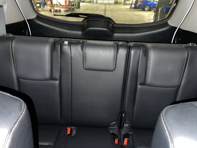 Thumbnail: 2015 Toyota Highlander - 16