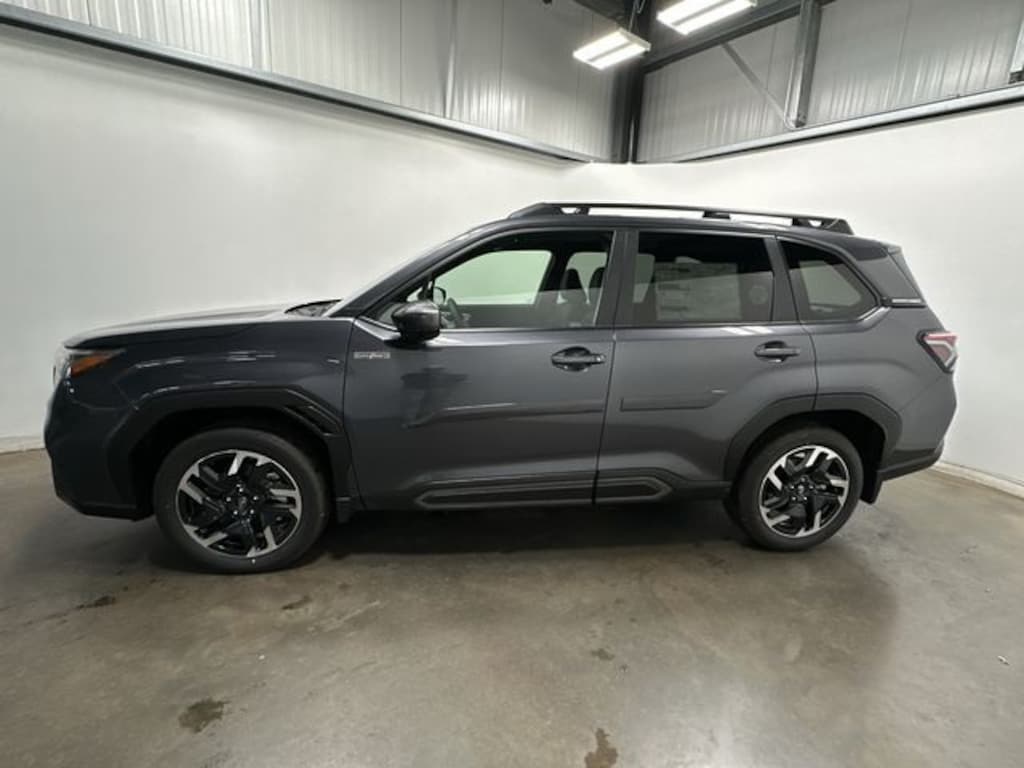 New 2025 Subaru Forester Hybrid Limited SUV