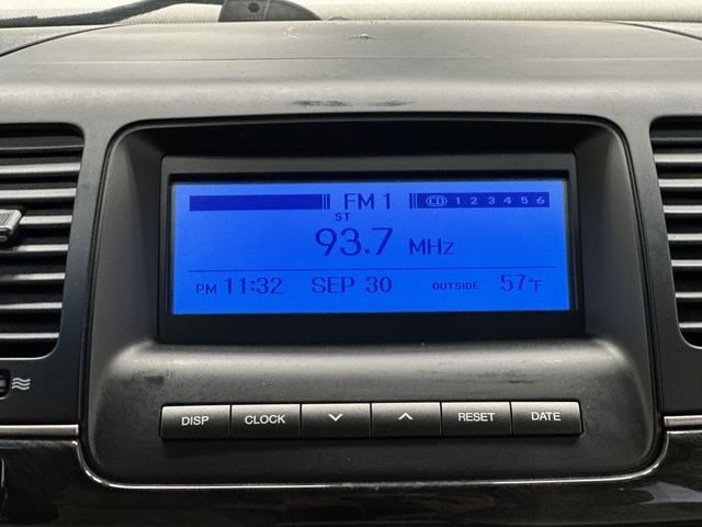 Thumbnail: 2009 Kia Amanti - 11