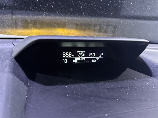 Thumbnail: 2022 Subaru Crosstrek - 21