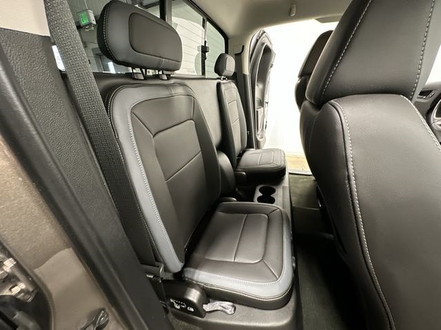 Thumbnail: 2016 Chevrolet Colorado - 22