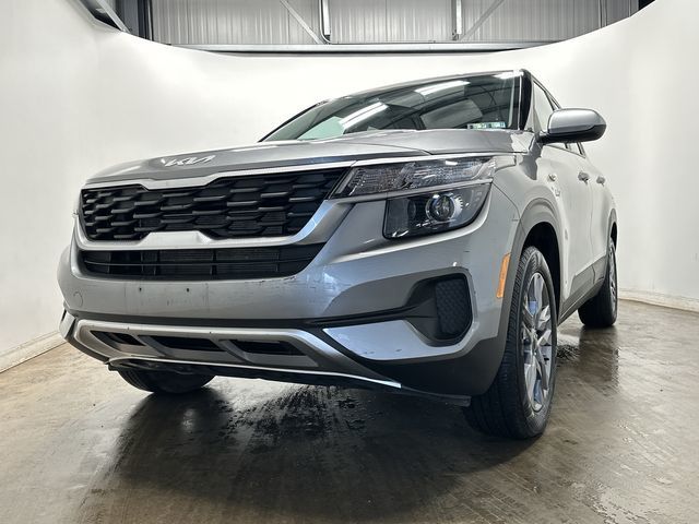 Thumbnail: 2023 Kia Seltos - 27