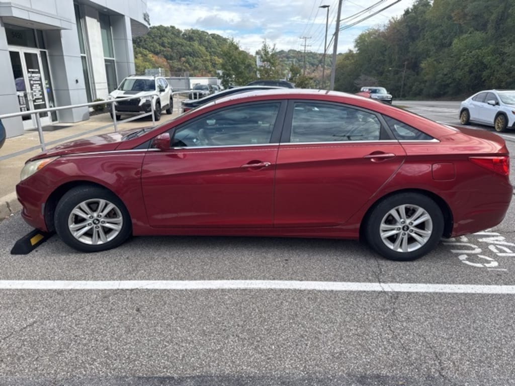 Used 2013 Hyundai Sonata GLS Sedan