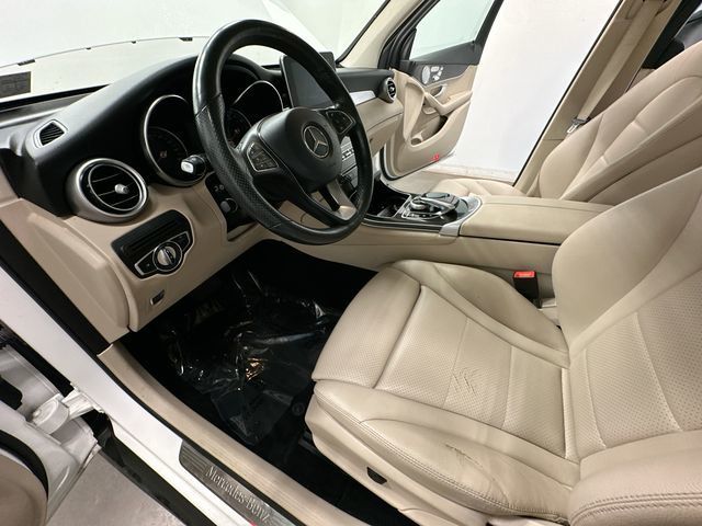 Thumbnail: 2018 Mercedes-Benz GLC - 17