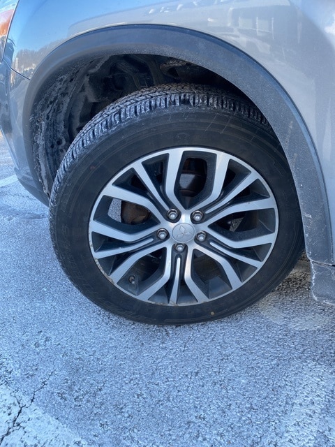 Thumbnail: 2016 Mitsubishi Outlander Sport - 8