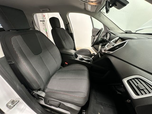 Thumbnail: 2017 GMC Terrain - 20