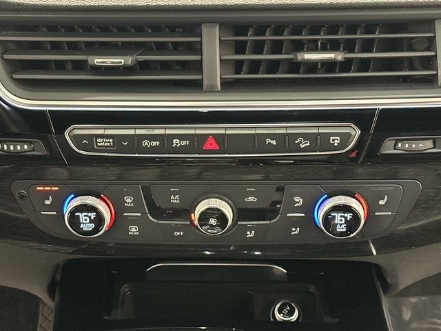 Thumbnail: 2017 Audi Q7 - 15