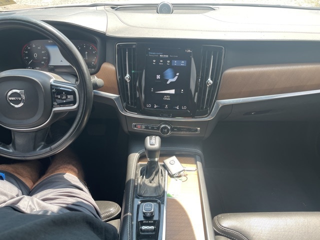 Thumbnail: 2017 Volvo S90 - 14