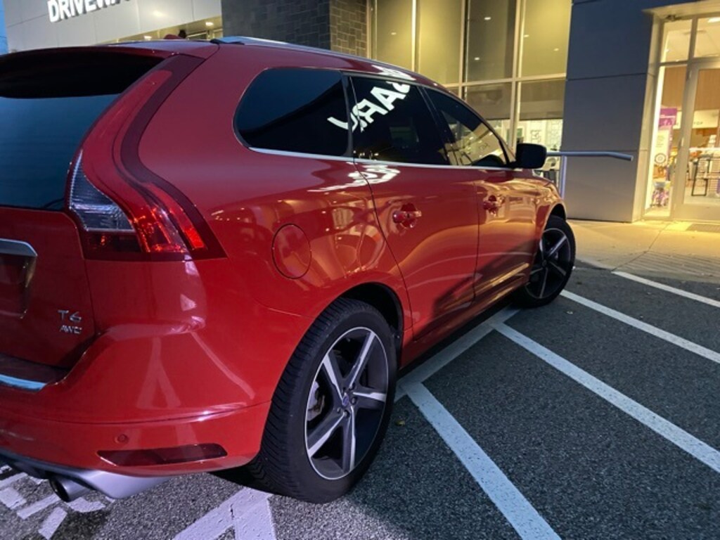 Used 2016 Volvo XC60 T6 Drive-E R-Design SUV