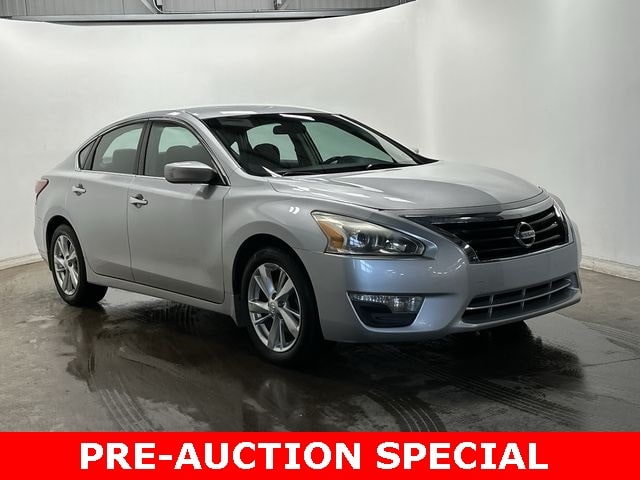 Thumbnail: 2013 Nissan Altima - 29