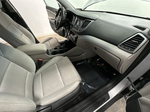 Thumbnail: 2017 Hyundai Tucson - 17