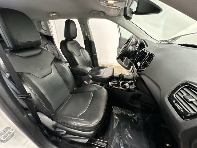 Thumbnail: 2019 Jeep Compass - 22