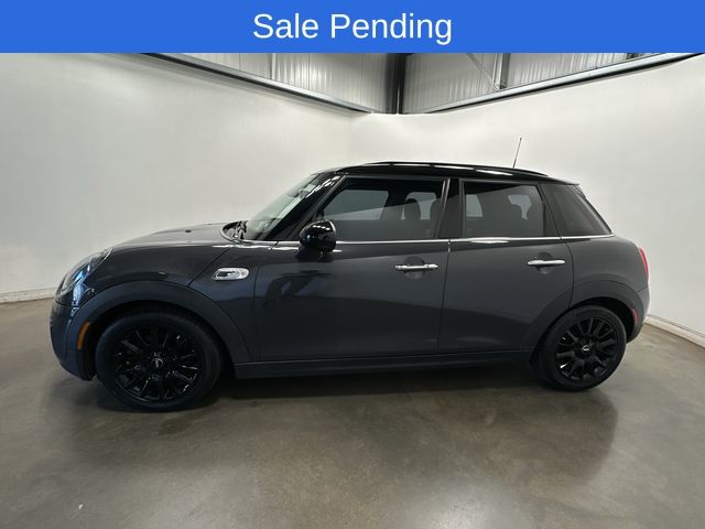 Thumbnail: 2019 MINI Cooper Hardtop - 2