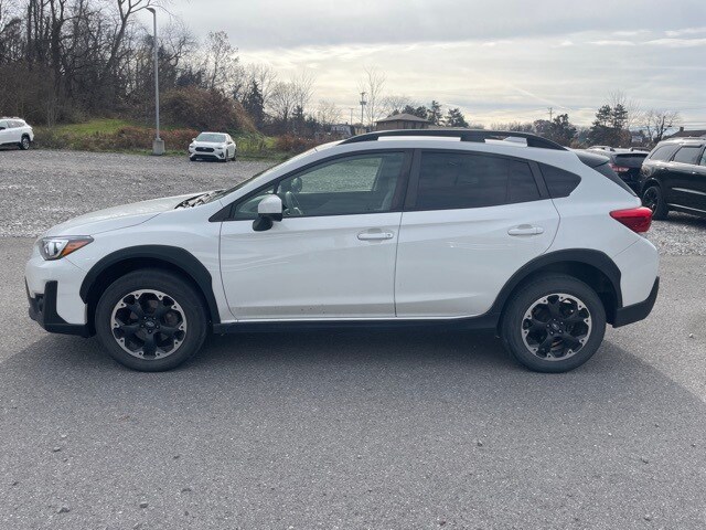 2021 Subaru Crosstrek Premium photo 2