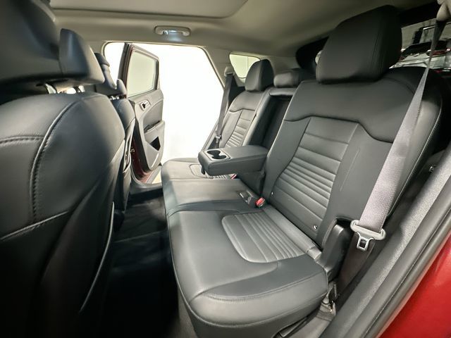 Thumbnail: 2023 Kia Sportage - 21