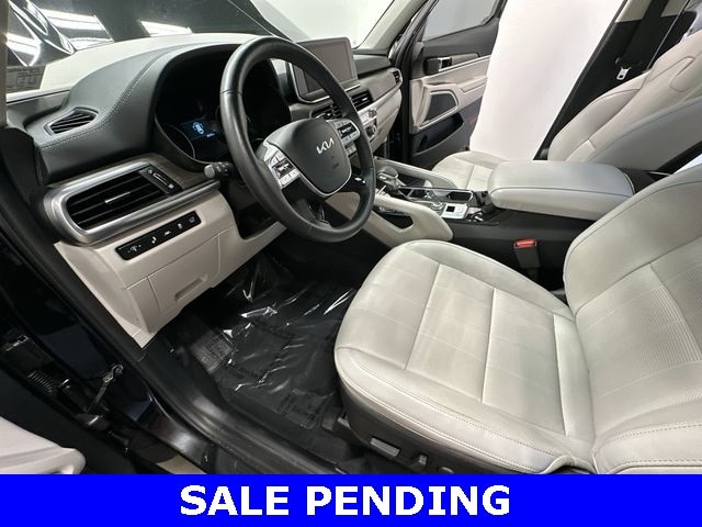 Thumbnail: 2022 Kia Telluride - 18