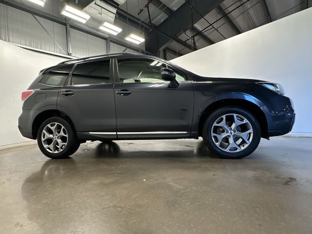 Thumbnail: 2017 Subaru Forester - 3