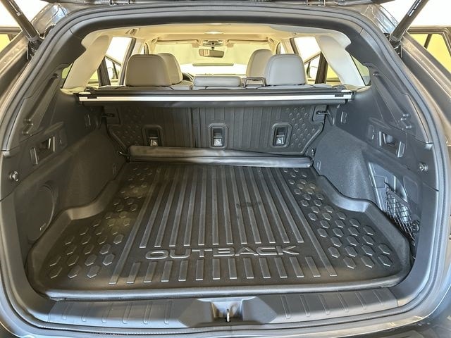 Thumbnail: 2020 Subaru Outback - 27