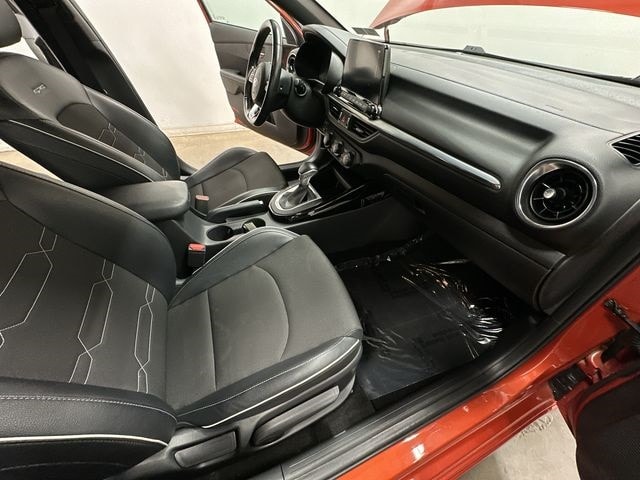 Thumbnail: 2021 Kia Forte - 20