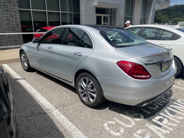 Thumbnail: 2017 Mercedes-Benz C-Class - 4