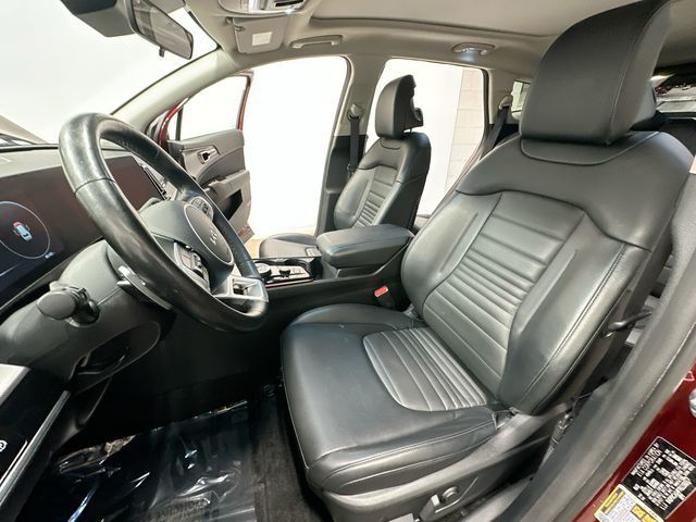 Thumbnail: 2023 Kia Sportage - 19