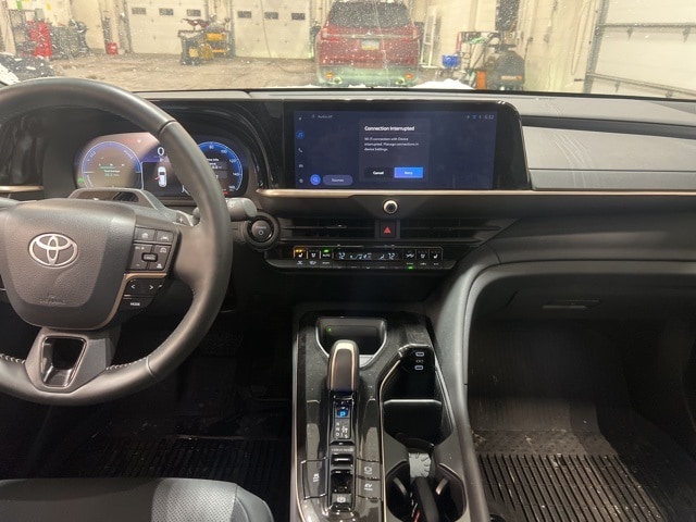 Thumbnail: 2025 Toyota Crown Signia - 20