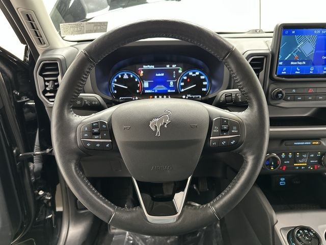 Thumbnail: 2022 Ford Bronco Sport - 7