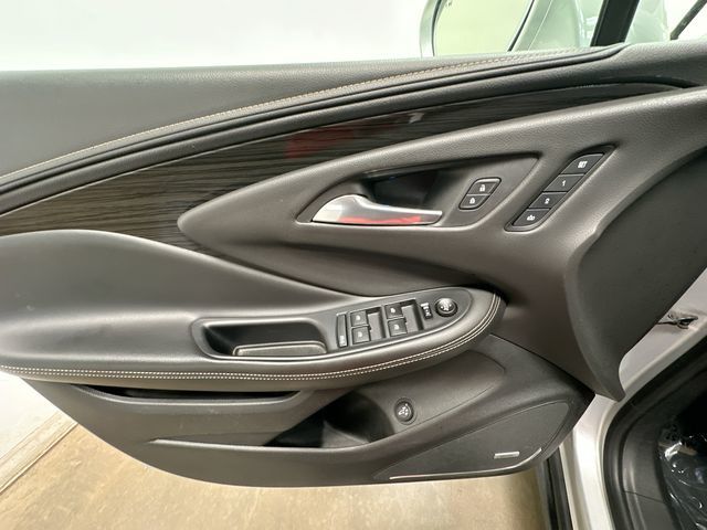 Thumbnail: 2016 Buick Envision - 18