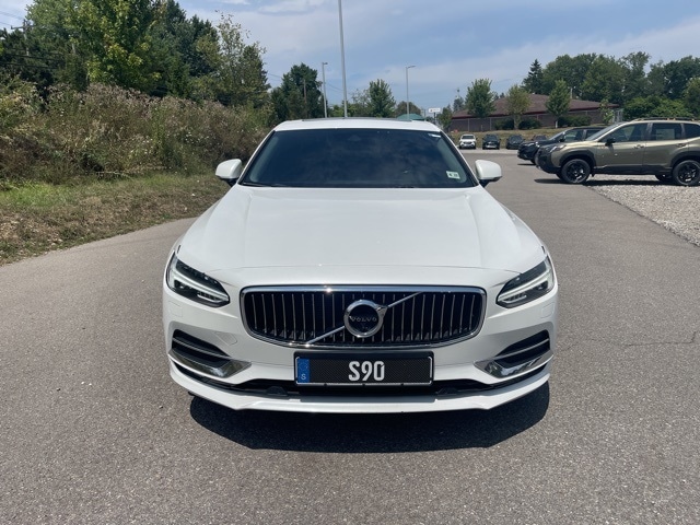 Thumbnail: 2017 Volvo S90 - 2