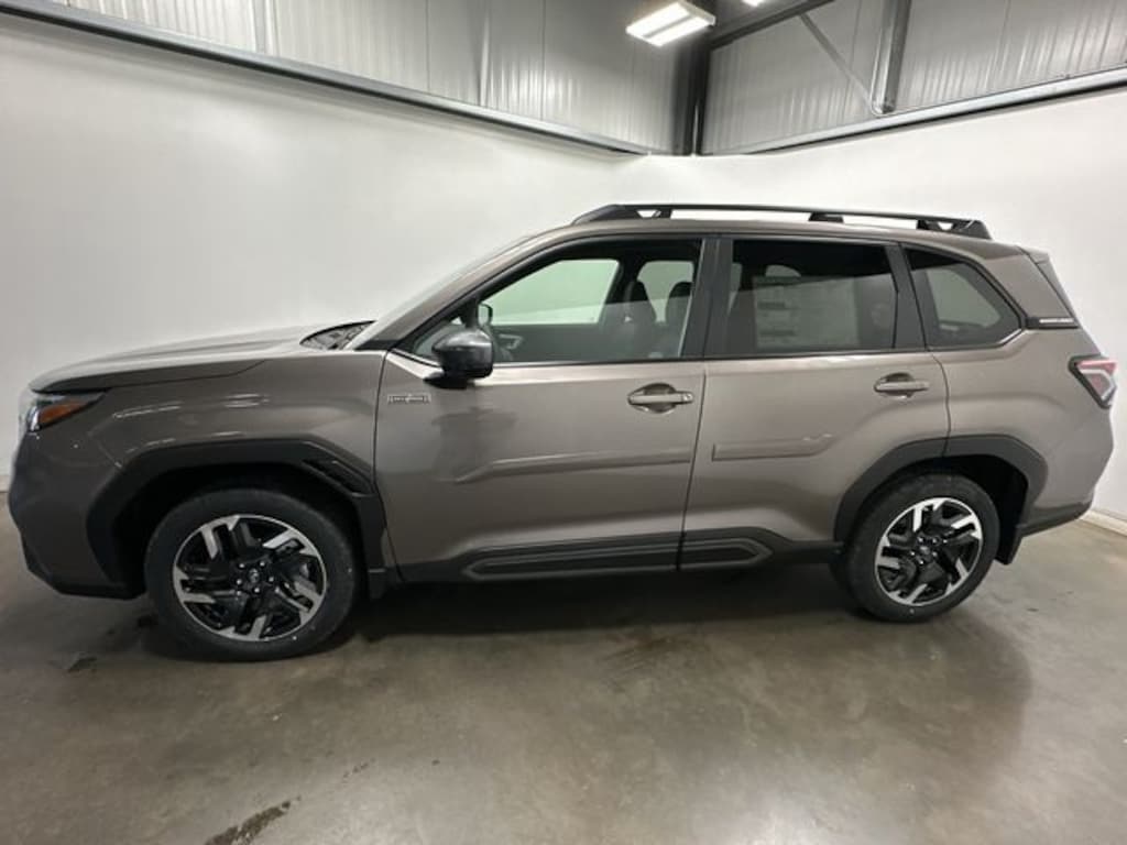 New 2025 Subaru Forester Hybrid Limited SUV