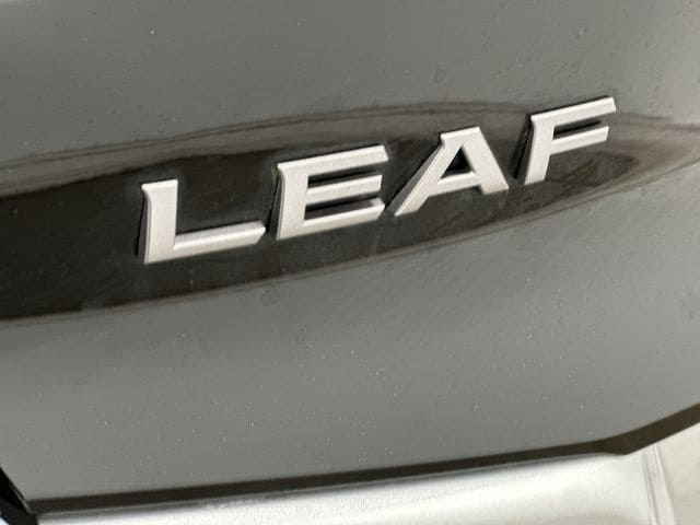 Thumbnail: 2023 Nissan Leaf - 27