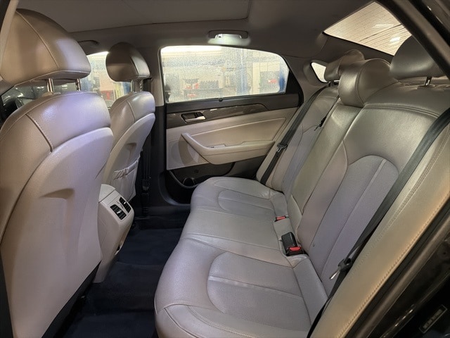 Thumbnail: 2019 Hyundai Sonata - 16