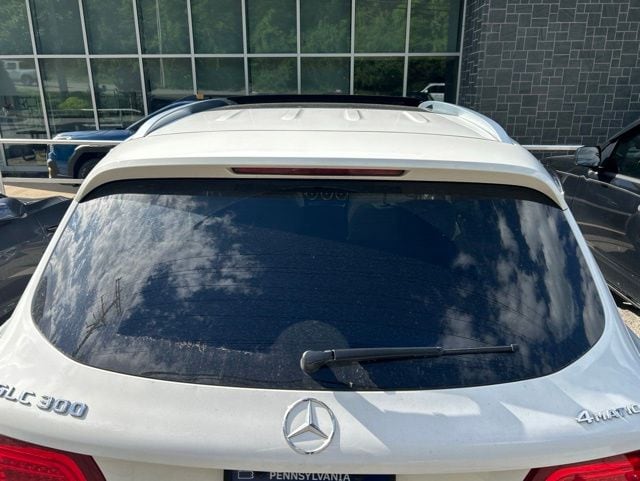 Thumbnail: 2018 Mercedes-Benz GLC - 10