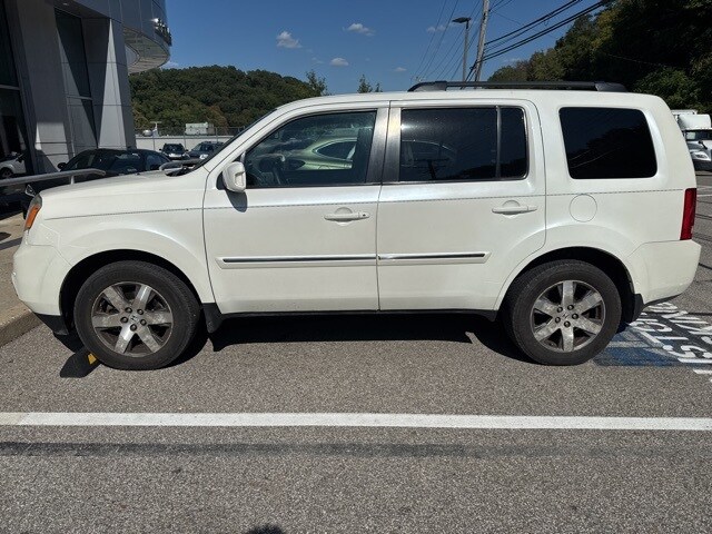 2014 Honda Pilot Touring photo 2