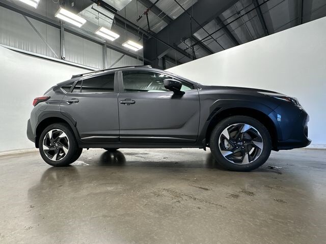 2025 Subaru Crosstrek Limited photo 2
