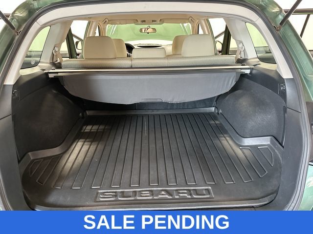 Thumbnail: 2010 Subaru Outback - 21