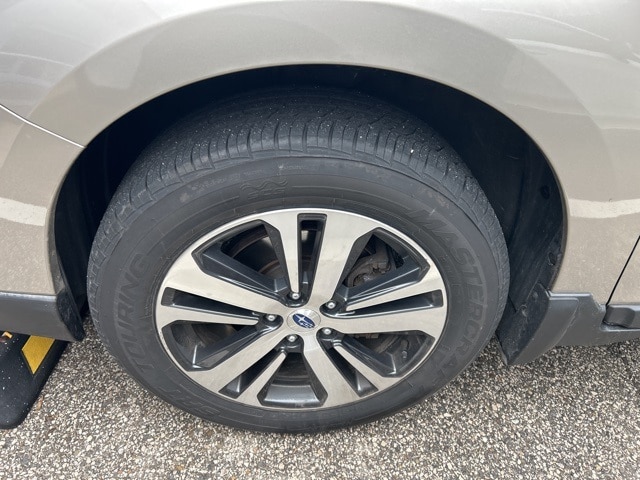 Thumbnail: 2019 Subaru Outback - 8