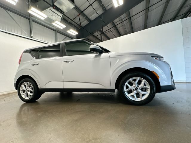 Thumbnail: 2020 Kia Soul - 3