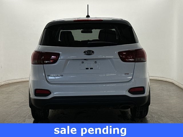 Thumbnail: 2019 Kia Sorento - 4