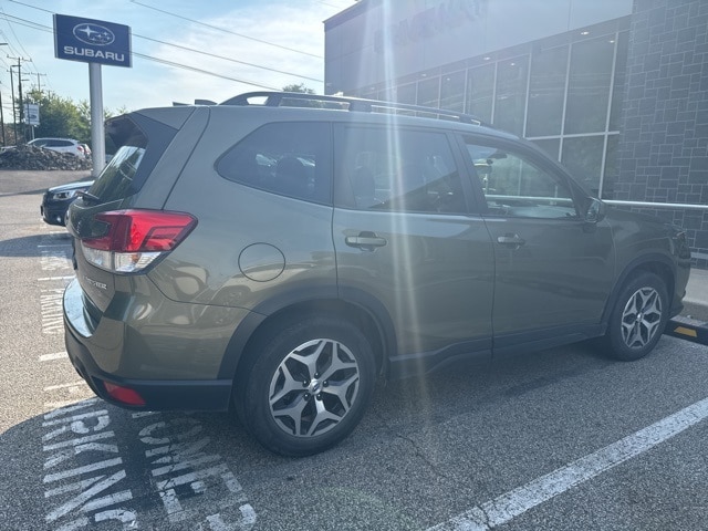 Thumbnail: 2022 Subaru Forester - 4