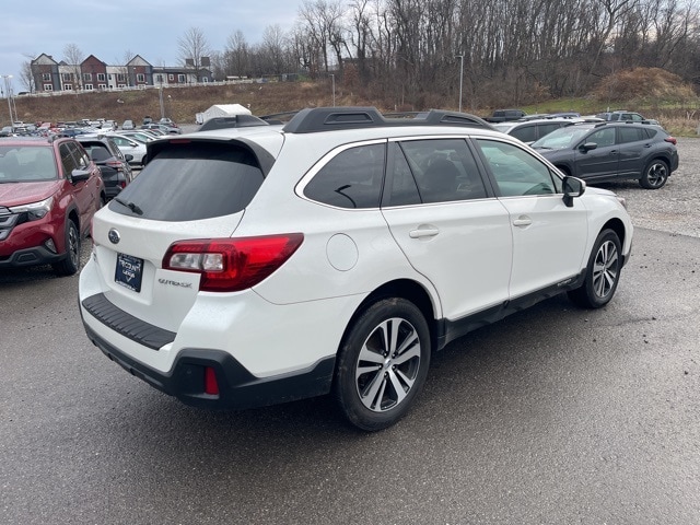 Thumbnail: 2019 Subaru Outback - 10