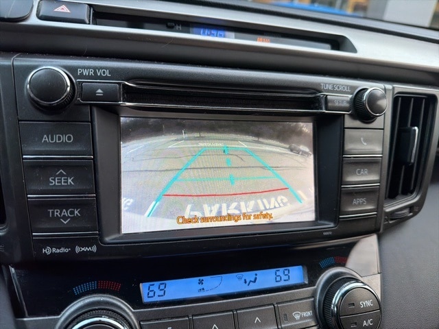 Thumbnail: 2013 Toyota RAV4 - 18