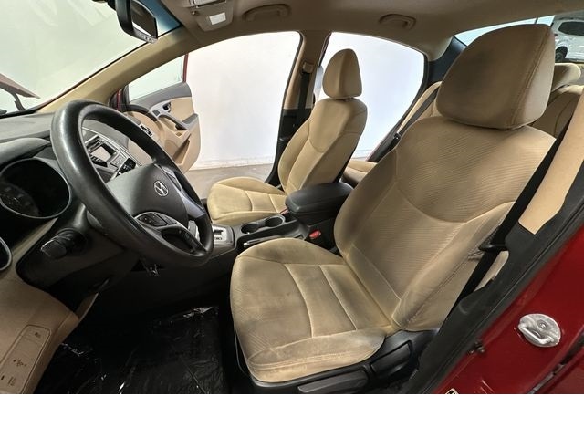Thumbnail: 2012 Hyundai Elantra - 13