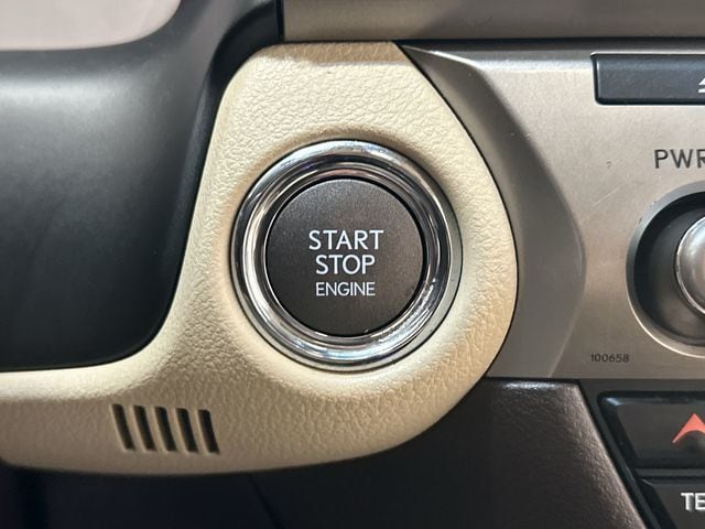 Thumbnail: 2017 Lexus ES - 11