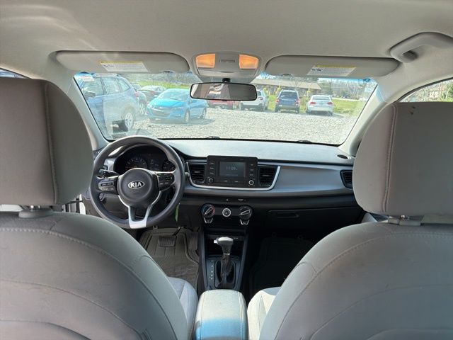 Thumbnail: 2018 Kia Rio - 17