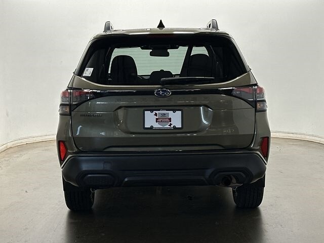 2025 Subaru Forester Premium Base photo 4