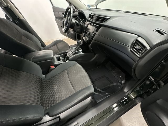 2018 Nissan Rogue SV 20